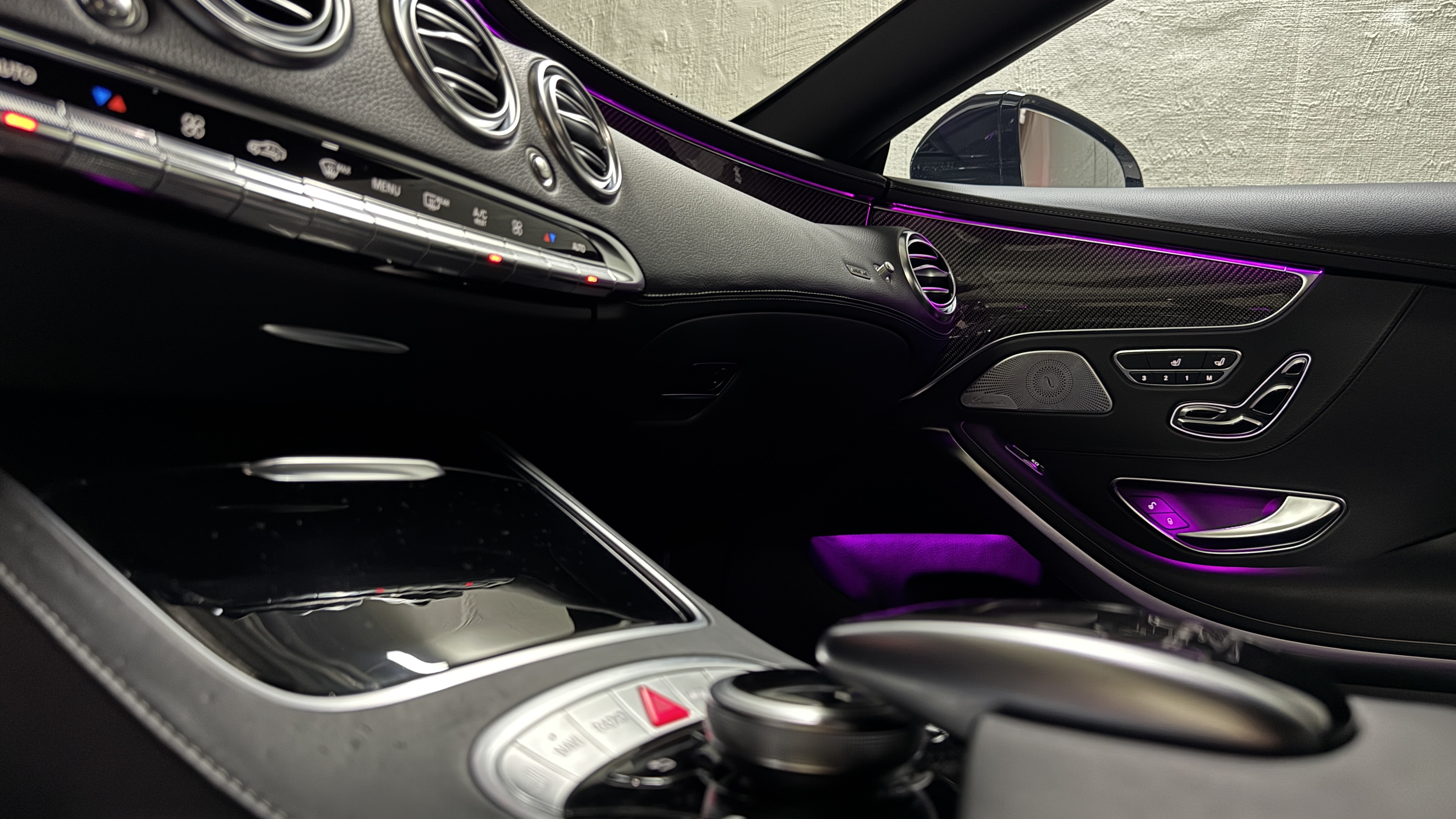 Mercedes-Benz S63 Coupe - изображение 13