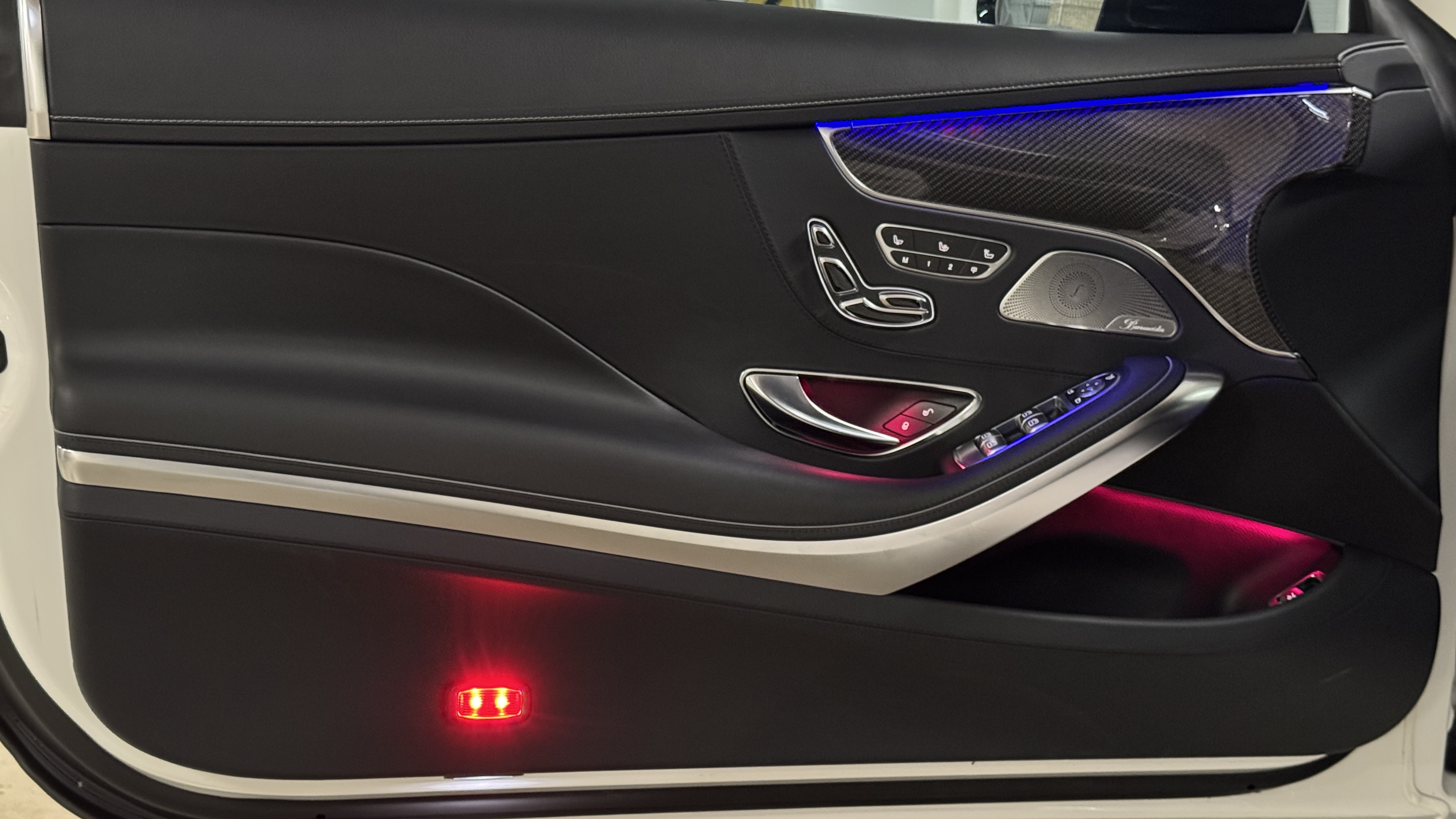 Mercedes-Benz S63 Coupe - изображение 16