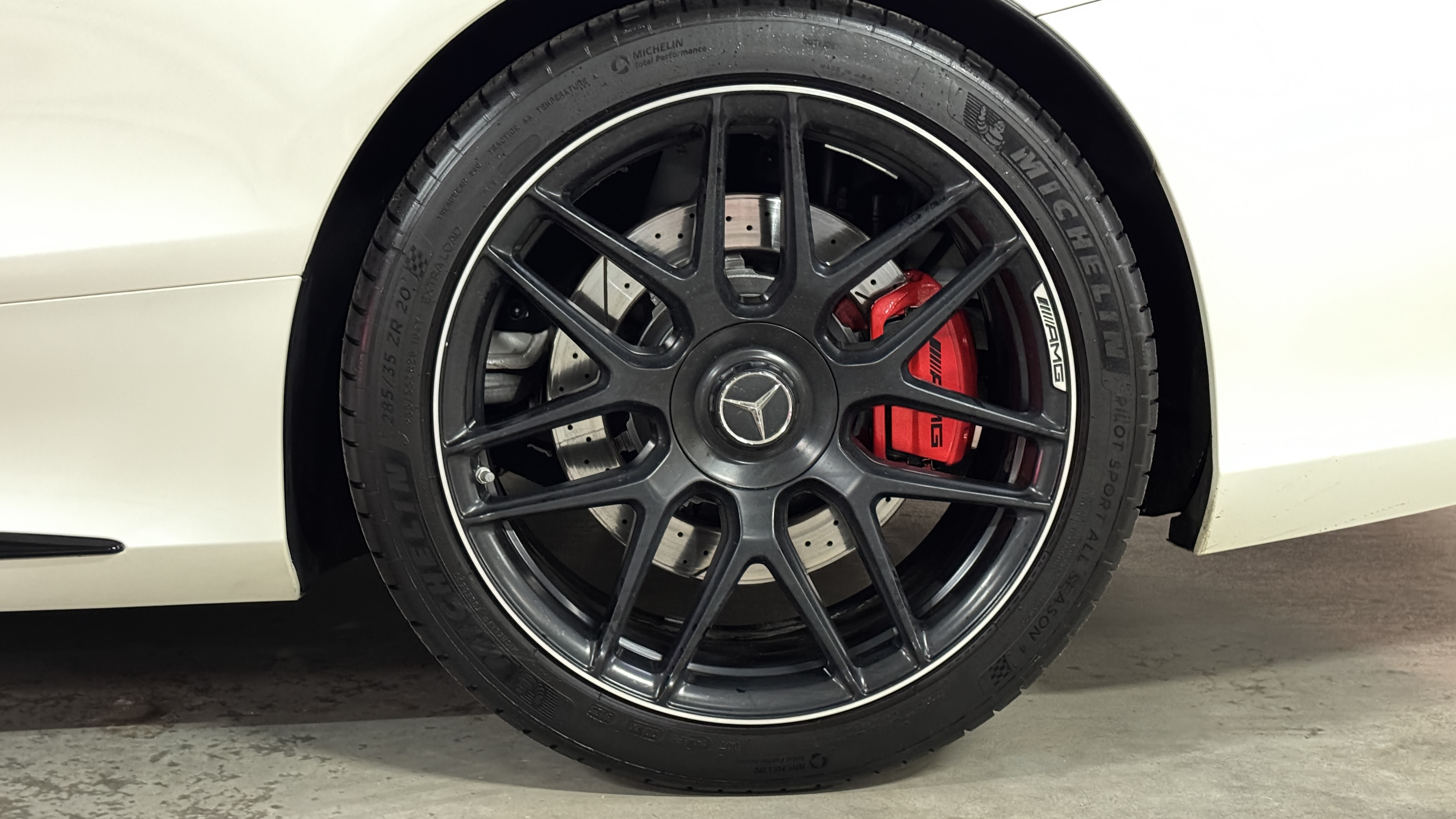 Mercedes-Benz S63 Coupe - изображение 18