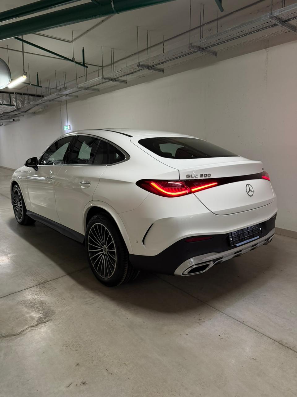 Mercedes-Benz GLC 300 Coupe - изображение 2